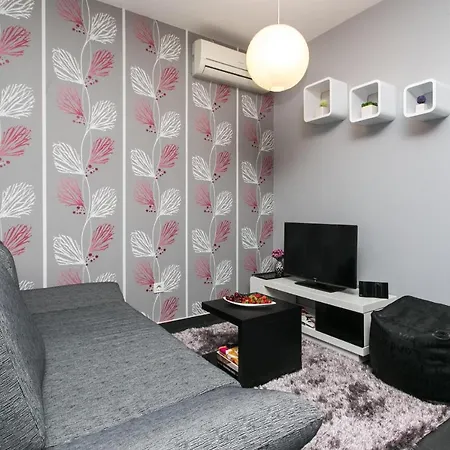 Lapad Bay- Luxury Two-bedroom With Balcony Appartement *