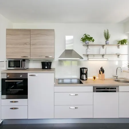 Apartamento Lapad Bay- Luxury Two-bedroom With Balcony *