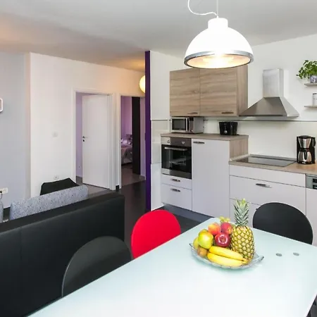 Lapad Bay- Luxury Two-bedroom With Balcony Apartment *